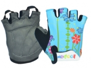 Детские перчатки 223-4. материал: микрофибра/лайкра. размер: l/xl(8,2х13см). цвет: голубой. рисунок: цветы