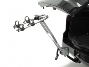 Peruzzo автобагажник на фаркоп arezzo, сталь, откидной, для 2 в-дов весом до 15 кг, фиксация велосипеда за верхнюю трубу рамы (max d:60 мм), цвет: серый, упаковка-картонная коробка